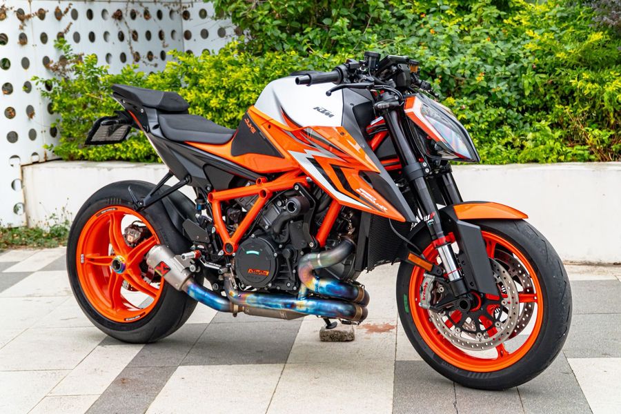 二手KTMR2R1290 Super Duke