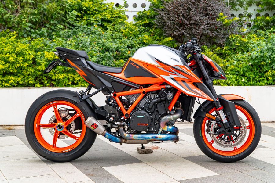 二手KTMR2R1290 Super Duke
