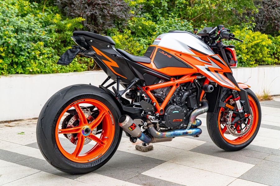 二手KTMR2R1290 Super Duke