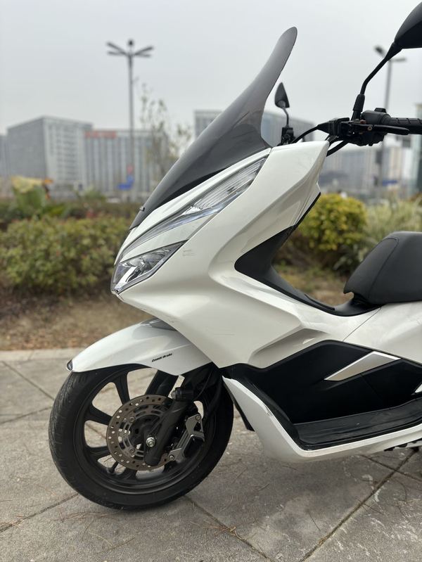 二手五羊本田PCX