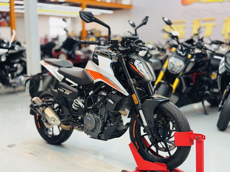 二手KTMR2R390 Duke