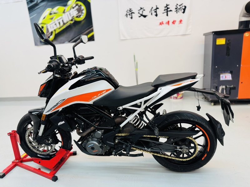 二手KTMR2R390 Duke