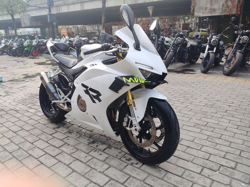 二手张雪机车500RR