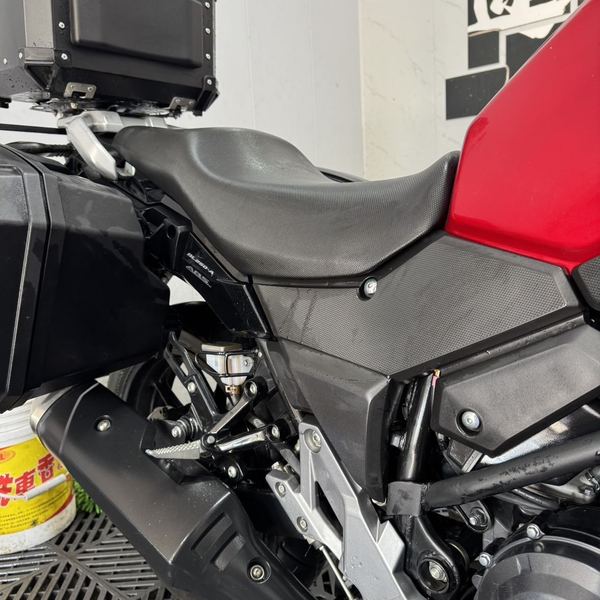 二手豪爵铃木DL250