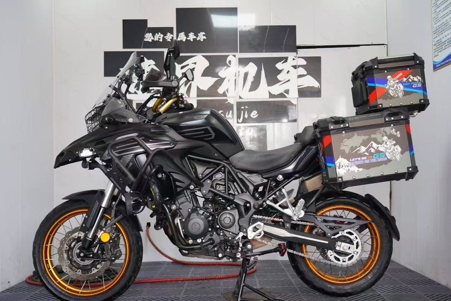 二手贝纳利TRK552