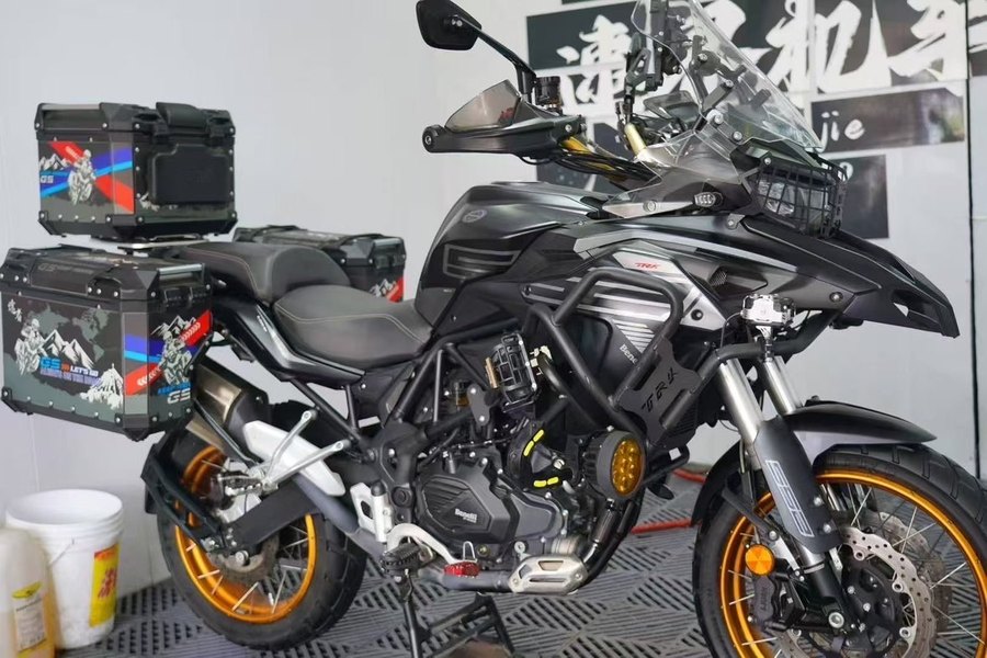 二手贝纳利TRK552