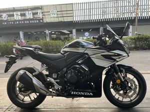 二手本田CBR400R