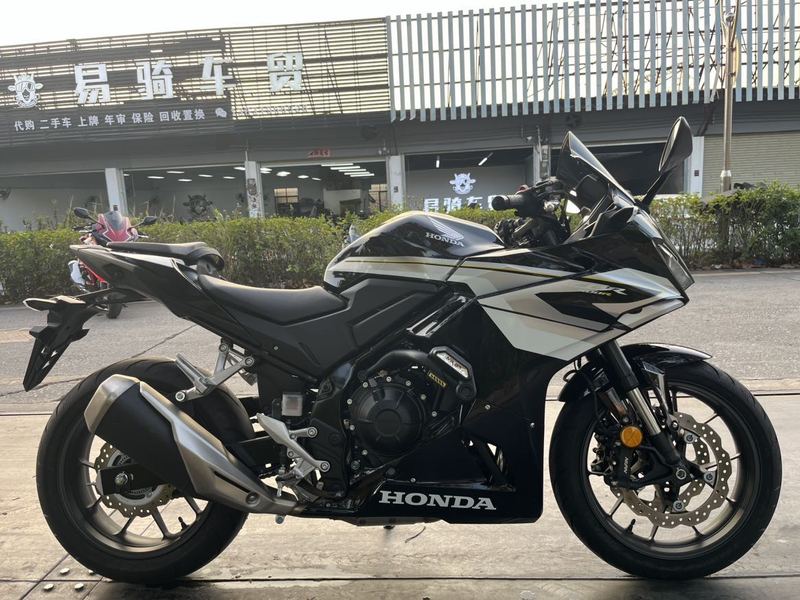 二手本田CBR400R