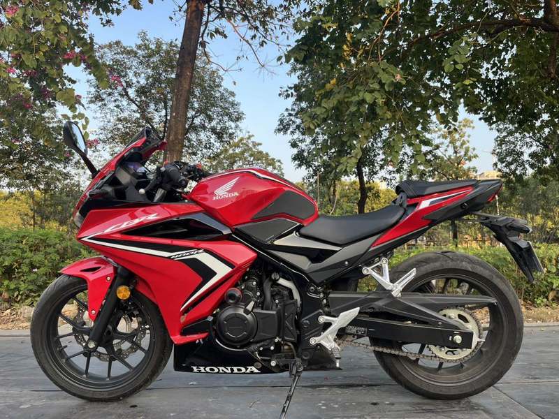 二手本田CBR400R