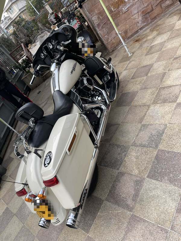 二手哈雷戴维森大道滑翔 Street Glide