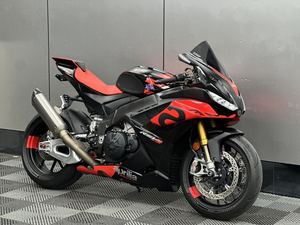 二手阿普利亚RSV4