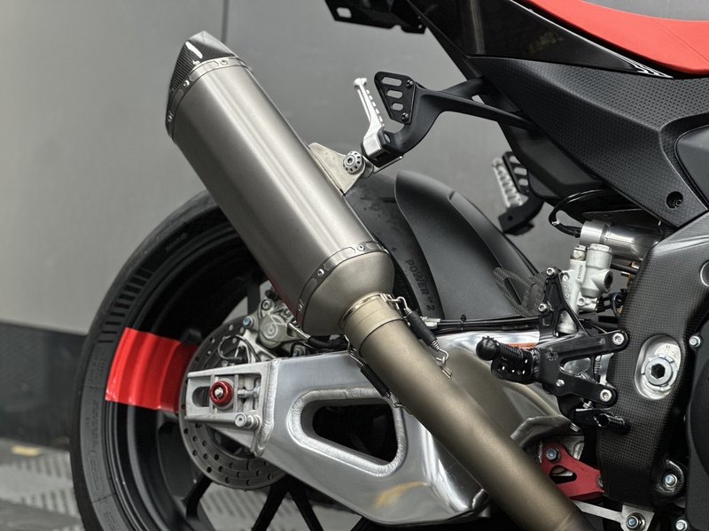 二手阿普利亚RSV4