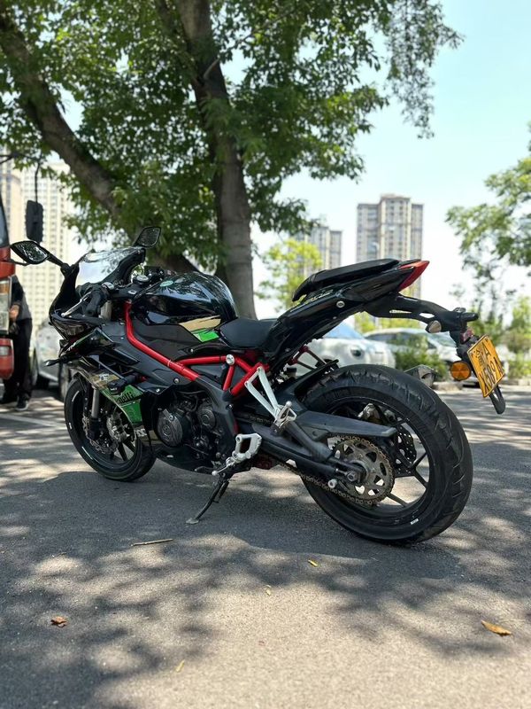 二手贝纳利302 Touring