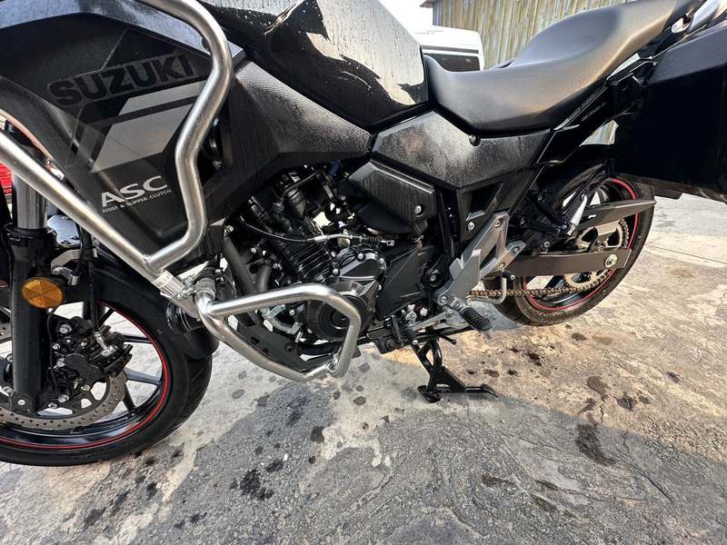 二手豪爵铃木DL250