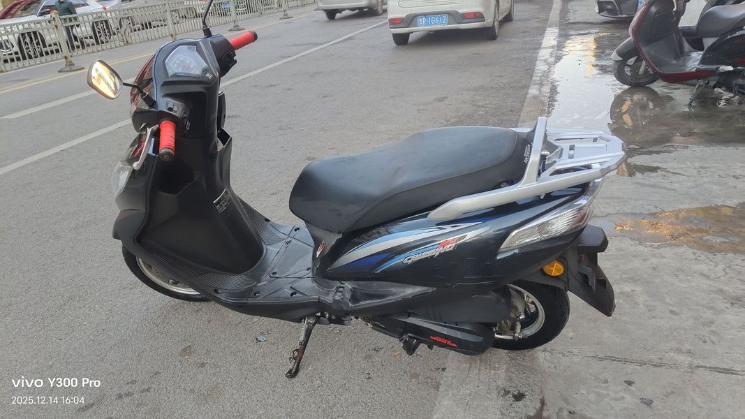 二手五羊本田Cruising 御鲨125