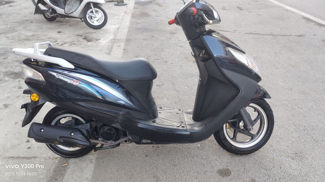 二手五羊本田Cruising 御鲨125