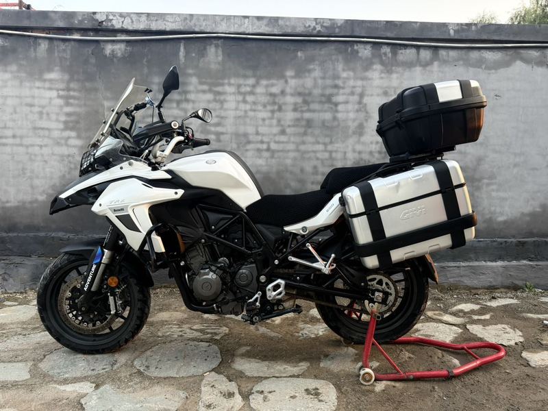 二手贝纳利金鹏 TRK502