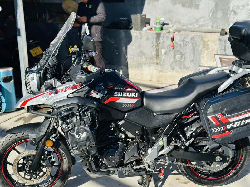 二手豪爵铃木DL250