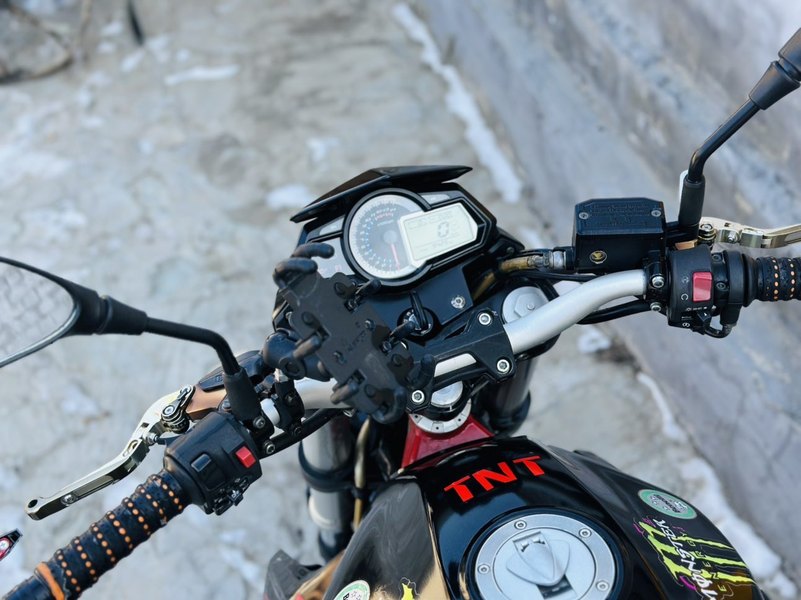 二手贝纳利蓝宝龙 BN302S