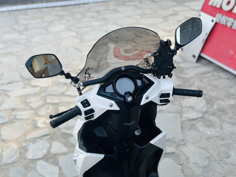 二手新大洲本田裂行 RX125Fi