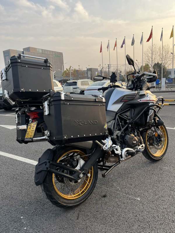 二手贝纳利TRK552