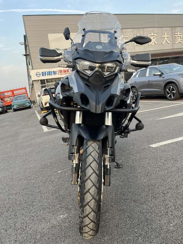 二手贝纳利TRK552