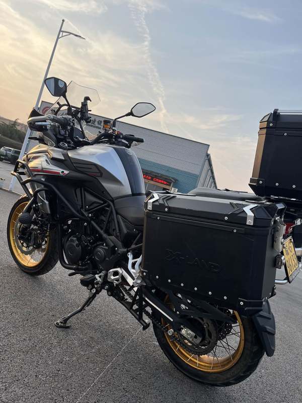 二手贝纳利TRK552