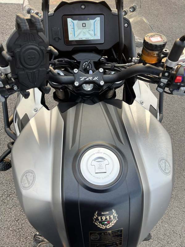 二手贝纳利TRK552