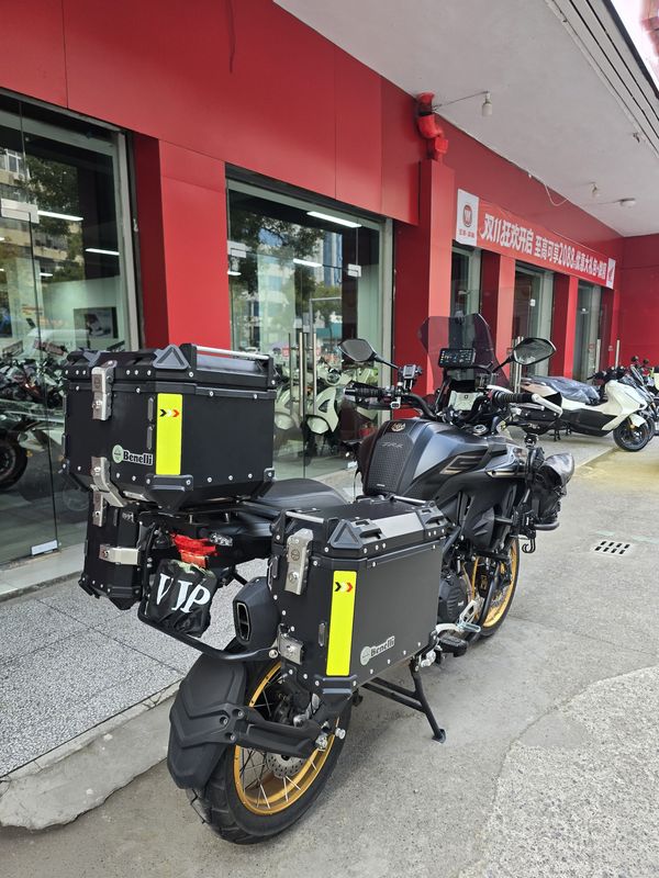 二手贝纳利TRK552