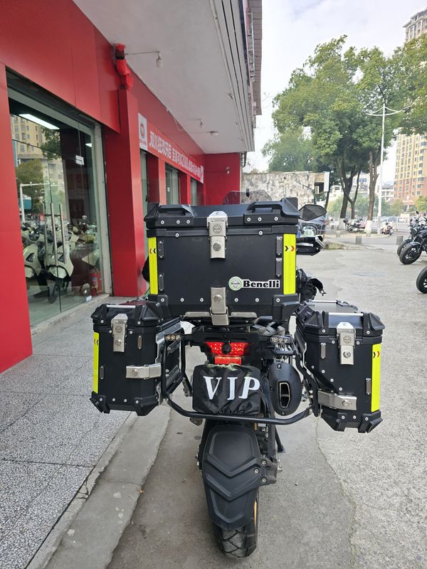 二手贝纳利TRK552