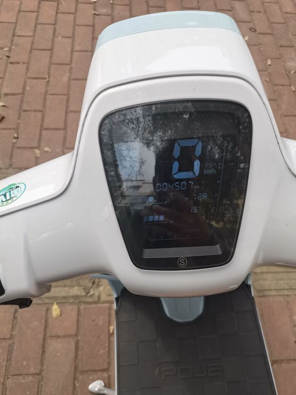 二手台田卡拉KARLA