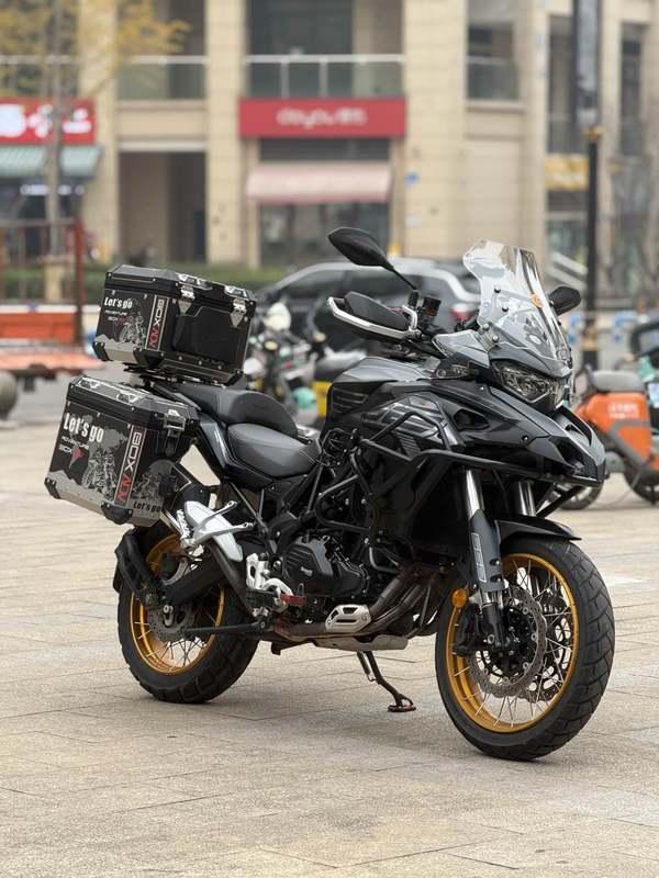 二手贝纳利TRK552