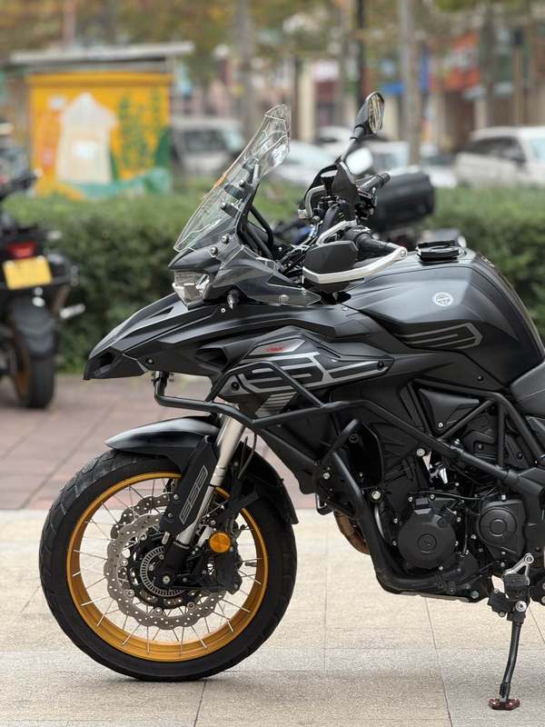 二手贝纳利TRK552