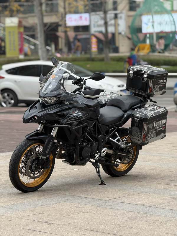 二手贝纳利TRK552