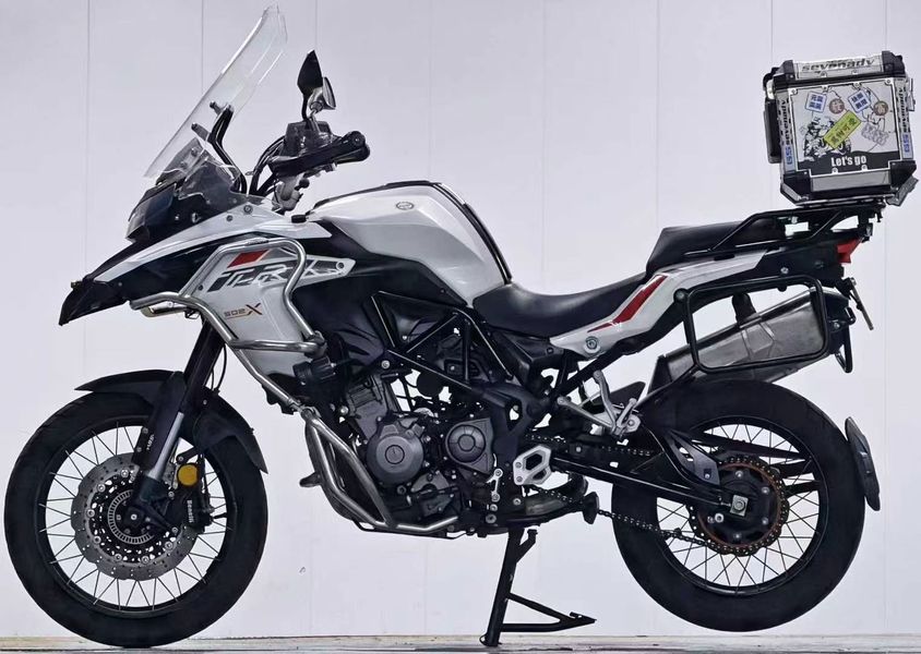 二手贝纳利金鹏 TRK502