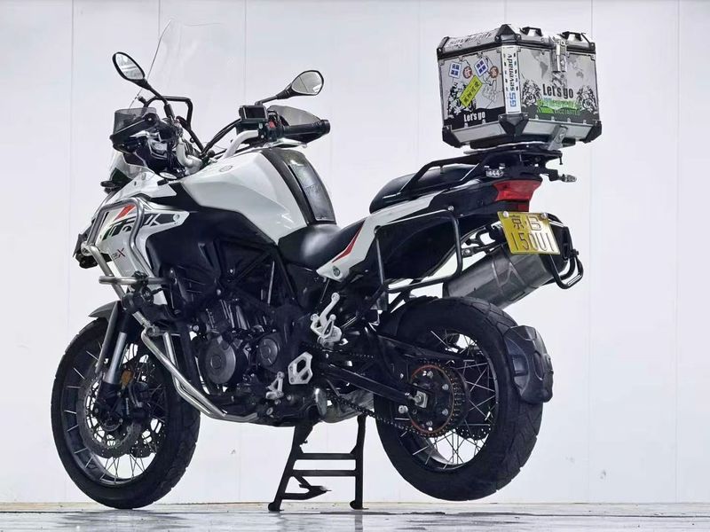 二手贝纳利金鹏 TRK502