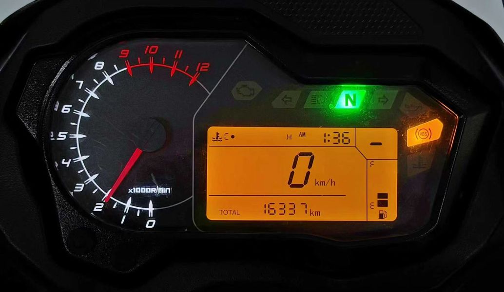 二手贝纳利金鹏 TRK502