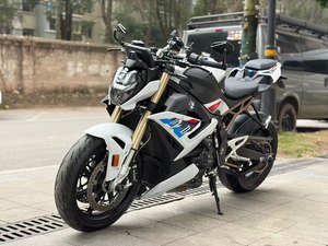 二手宝马S 1000 R