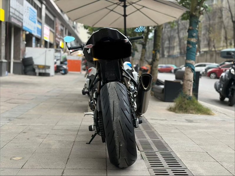 二手宝马S 1000 R