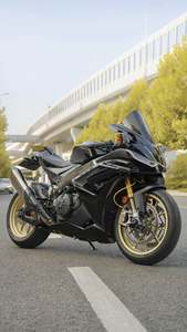 二手阿普利亚RSV4