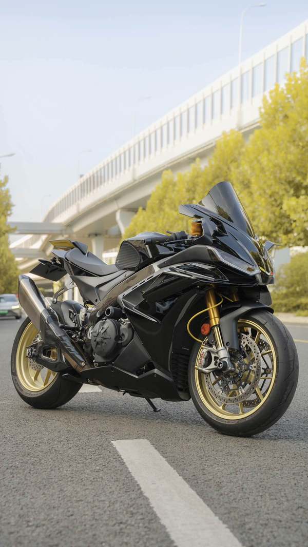 二手阿普利亚RSV4