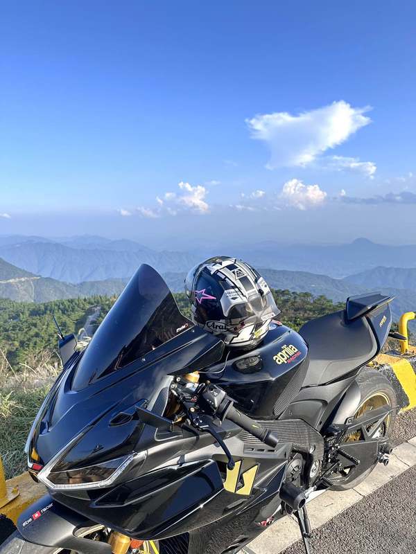 二手阿普利亚RSV4