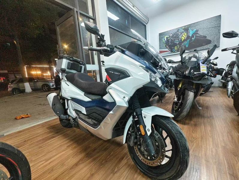 二手大阳V锐 ADV350