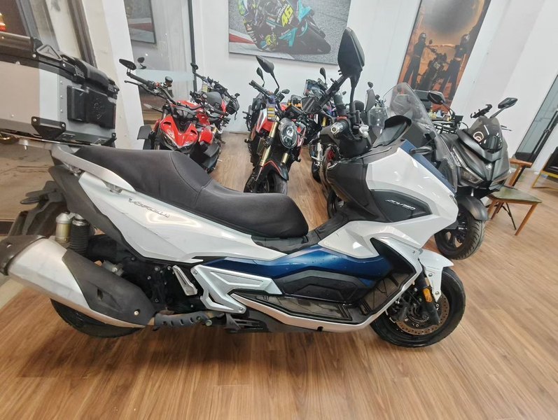 二手大阳V锐 ADV350