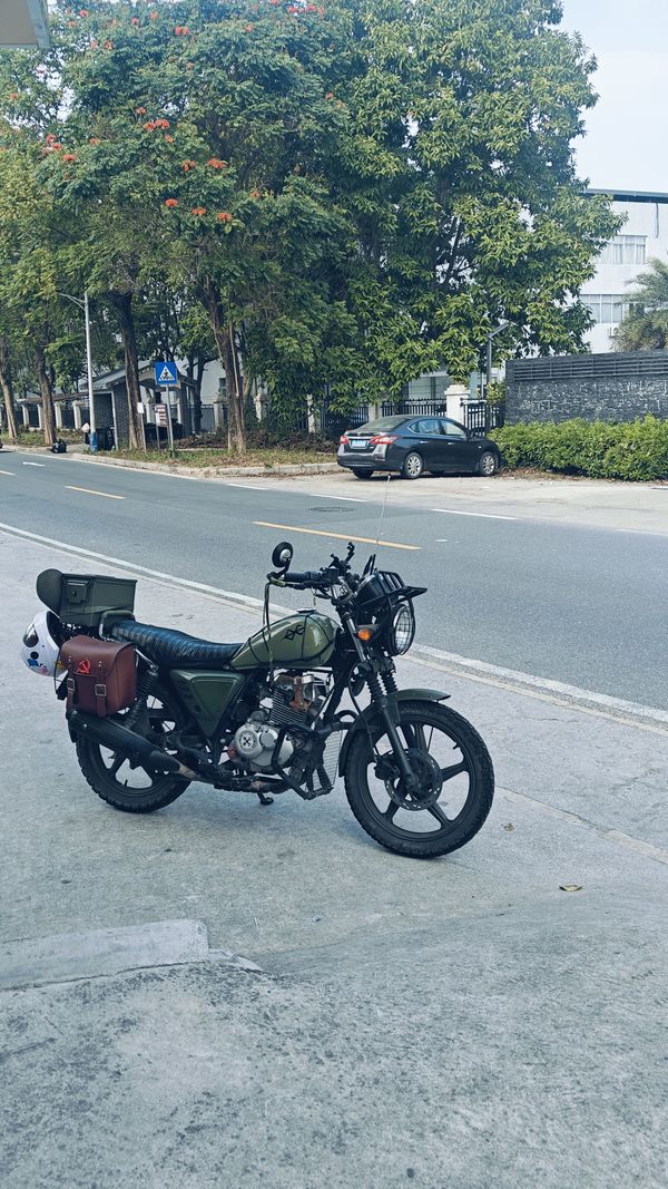 二手济南铃木酷飚150