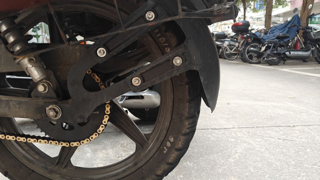 二手济南铃木酷飚150