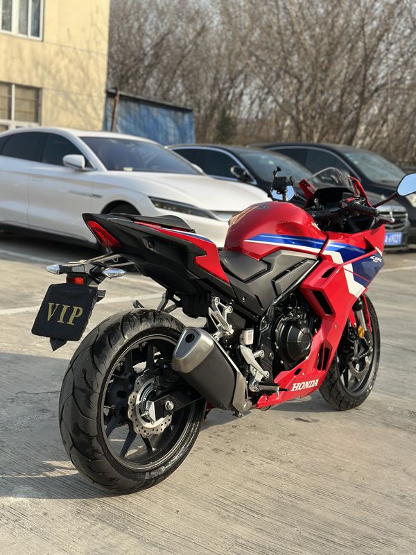 二手本田CBR400R