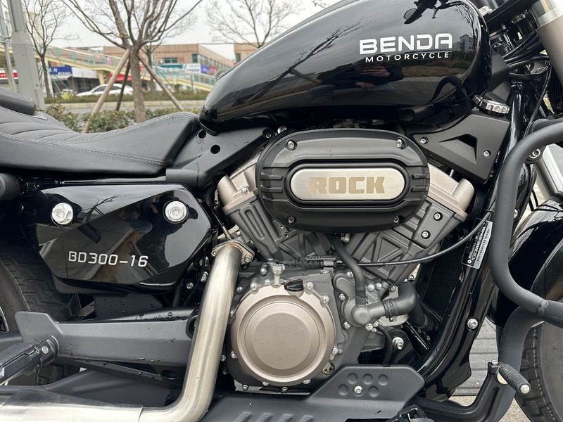 二手奔达Rock300 灰石