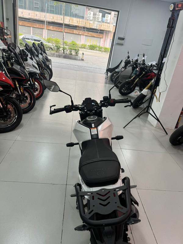 二手春风ST狒狒