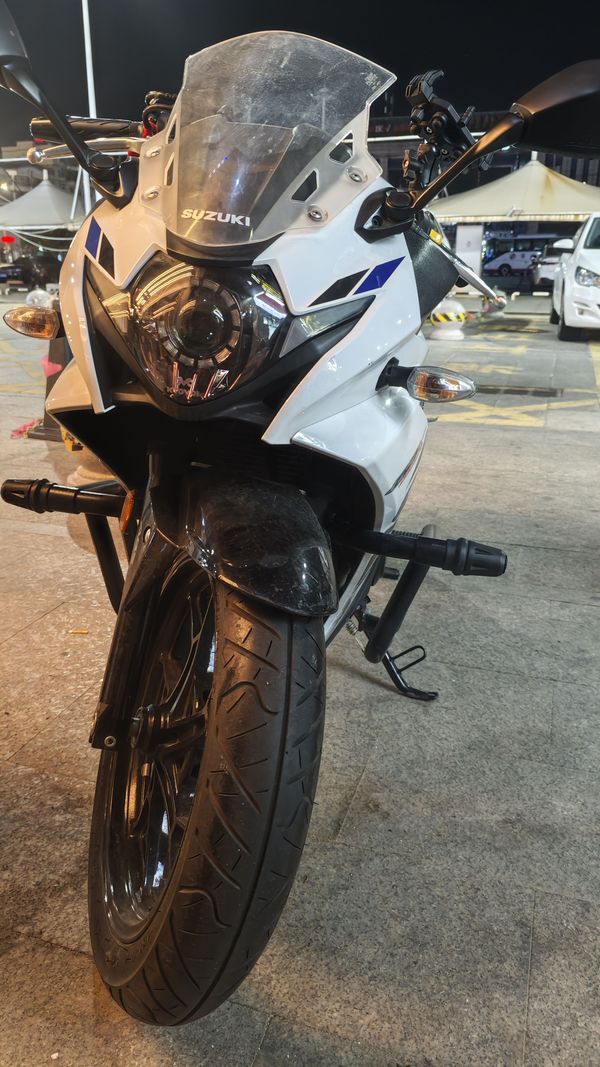 二手豪爵铃木GSX250R